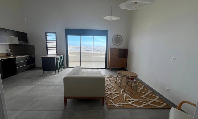 La Saline Les Bains Apartment | Less than 5 mins from the Lagoon - Top floor apartment in a quiet residence