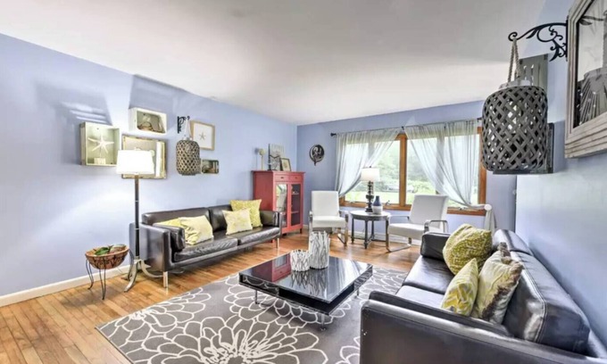 Narragansett House | Family-Friendly Retreat Near the Beach with Ocean View