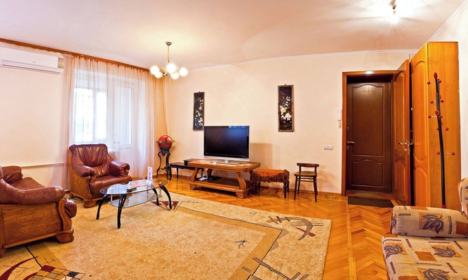 Almaty Apartment | Cozy Lessor Apartments: Pet Friendly with Breakfast Included