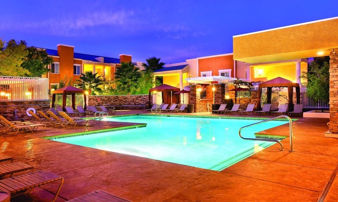 Las Vegas Resort | Celebrate Your Stay: Pool, Spa & Hot Tub Awaits!