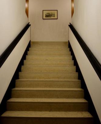 Ca' di David Apartment | Pet-Friendly Retreat at Letizia Sans Soucis - Rated 10/10