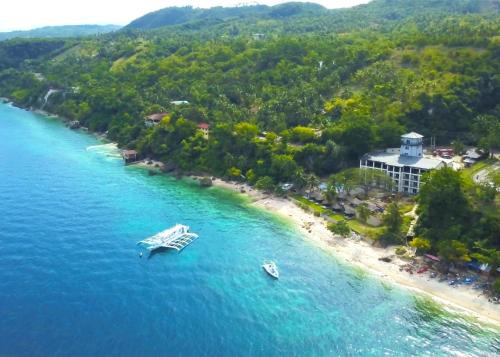 Boljoon Resort | Relax at Leuchtturm Resort: Beachfront Bliss Awaits You