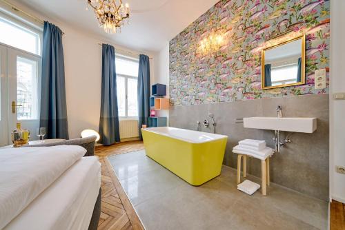 Wahring Apartment | Discover Leuhusen Collection Vienna: Family-Friendly Retreat