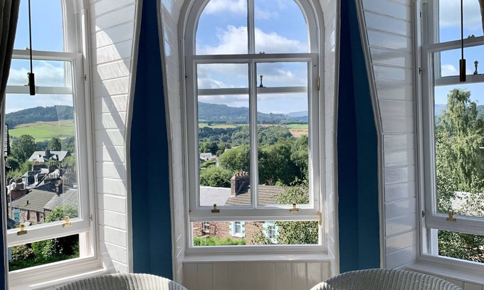 Crieff House | Discover Leven House: Family-Friendly with Top Amenities