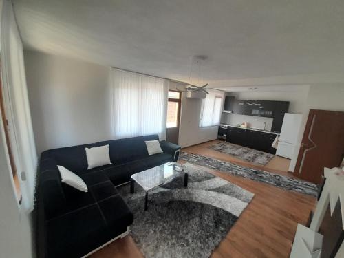 Petrich Apartment | Levkov