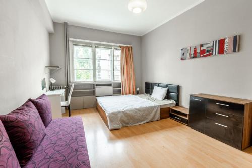 Sofia City Center Apartment | Levski 3BR Retreat