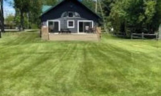 Lewiston House | Discover East Twin Lake: Fun-Filled Getaway with Ocean Views