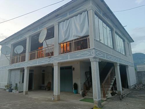 Khelvachauri Apartment | Highly Rated Lexo Guest House: Pet & Child Friendly Stay
