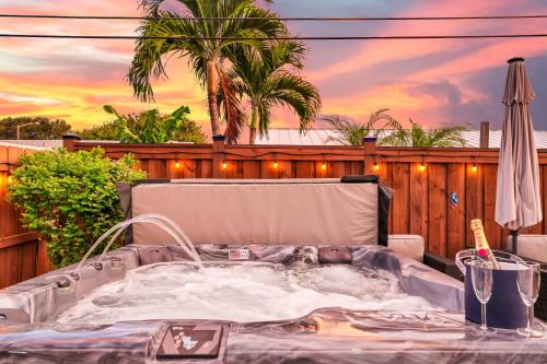 Harbor Heights House | Cozy Lexy Beach House - Family & Pet Friendly Retreat