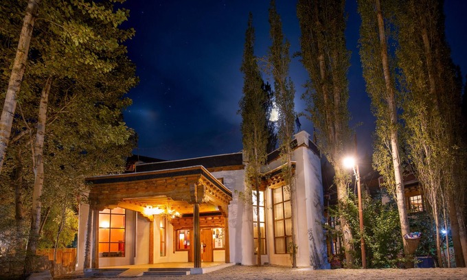 Leh Hotel | Discover Welcomheritage Lha - Ri - Sa Resort: 4-Star Comfort