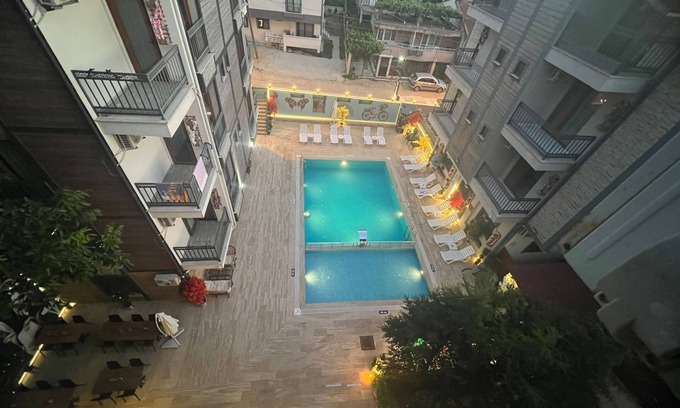 Kiyikoy Hotel | Relax at Limon Hotel Kıyıköy with Pool and Family Amenities