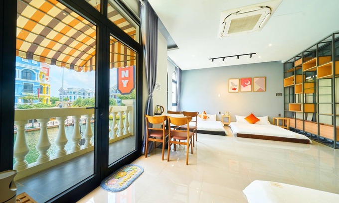 Ganh Dau Apartment | Cozy Lia Homestay at Grand World Phu Quoc with Breakfast