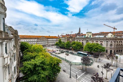 Centro / Baixa Apartment | Liberty 119: Exceptional 1BD in Porto's Main Avenue