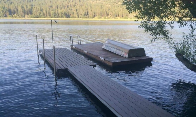 Liberty Lake House | Liberty Lodge - Waterfront Retreat with Ocean & Lake Views