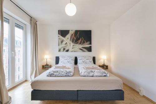 Leipziger Vorstadt Apartment | Central FeWo with Netflix & Wheelchair Access - 8/10 Rated