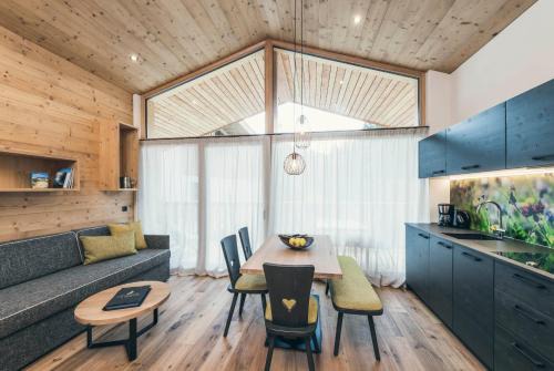 Casateia Apartment | Unmatched Family Comfort at Lichtung Woldererhof Wiesenduft