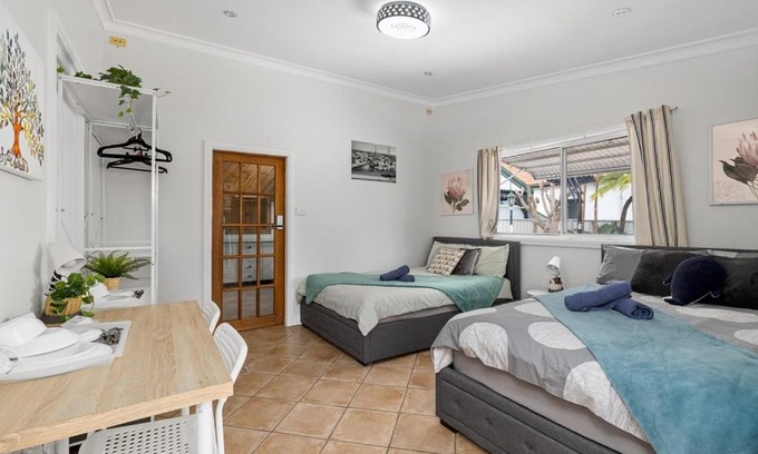Lidcombe House | Budget-Friendly Lidcombe Boutique Guest House Near Berala