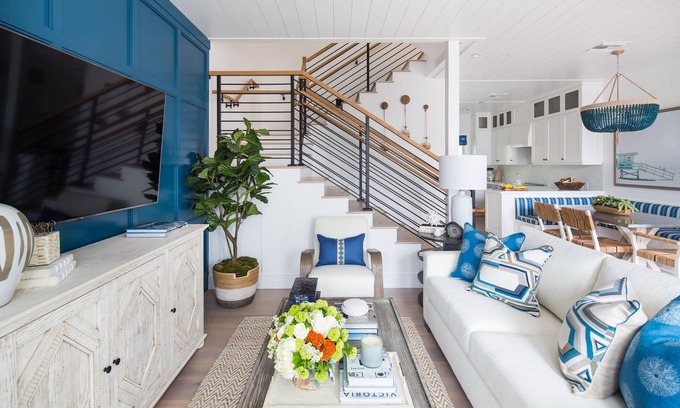 West Newport Hotel | Experience Lido House: Ocean View & Eco-Friendly Retreat