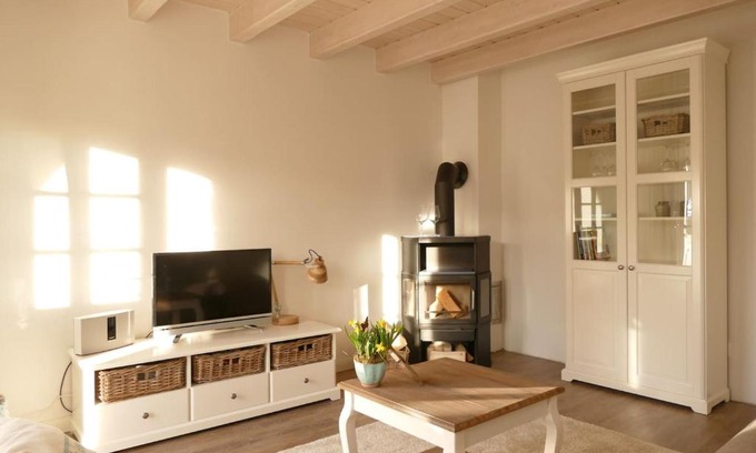 Wrixum Apartment | Ocean View Retreat: Lieblingsplatz with 9/10 Guest Score