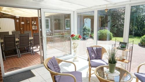 Tetenbull House | Pet-Friendly Retreat at Liek Ut - 4-Star Comfort Awaits