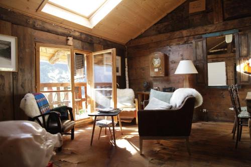 Le Tretien Ski Chalet | Discover Lieu Secret in the Enchanting Swiss Alps