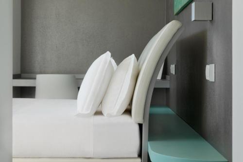 Porto Recanati Hotel | Relax at Life Hotel Seaview & Spa: Oceanfront Retreat Awaits