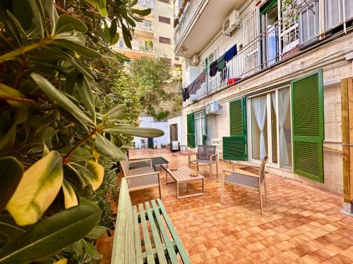 Mergellina Apartment | Life in Naples