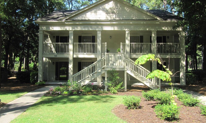 Pawleys Island Condo | Experience Life In PI: Oceanfront Condo with Pool Access