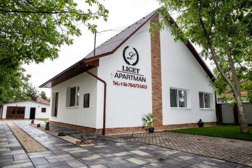Gyula Apartment | Top-Rated Liget Apartman for Your Dream Getaway