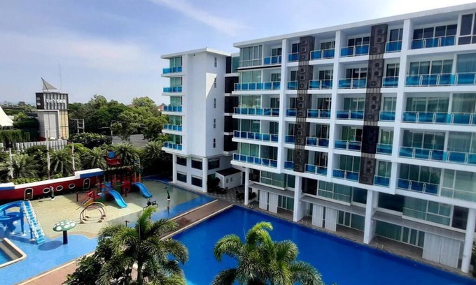 Khao Takiab Apartment | Bright East-Facing Retreat with Pool Views & Family Amenities