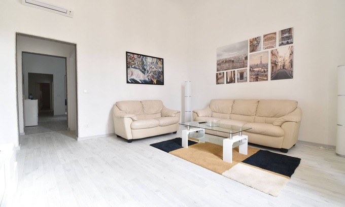 Ricorboli Apartment | Light and Elegant apartment, located in a quiet and strategic residential area.