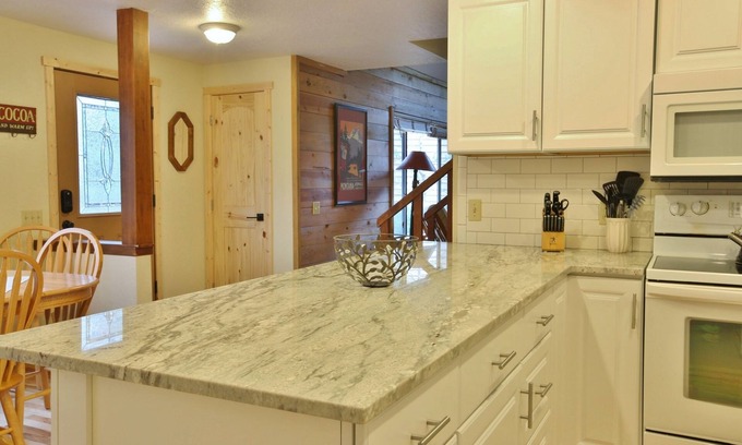 Overlook Park House | Bright Retreat with Hot Tub & SHARC Passes, Rated 9.4/10
