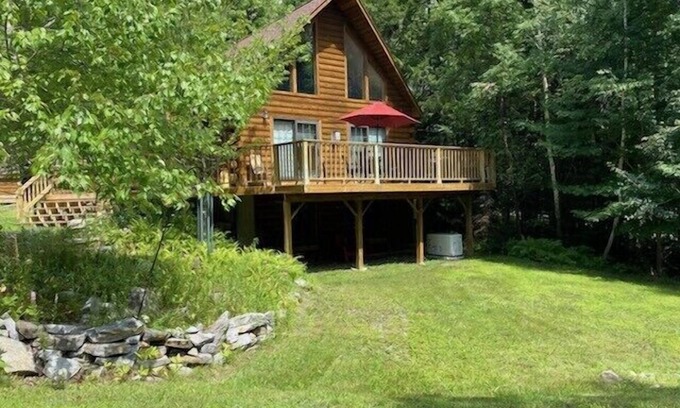 Kents Hill House | Bright Log Home with Lake Access & Family-Friendly Amenities