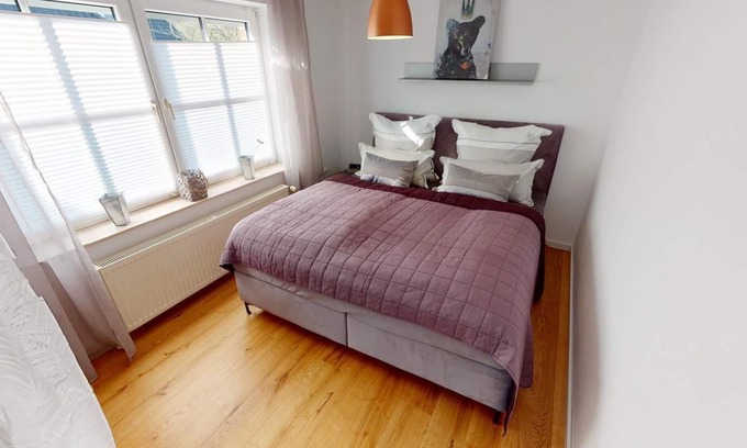 Ohlhof Apartment | Bright Apartment with Scenic Views of Old Town & Harz