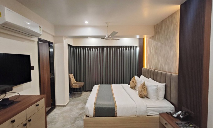 Hubli Hotel | Light House Suites Hubballi