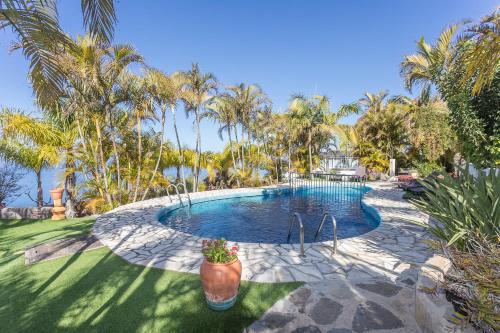 Los Quemados Apartment | Lightbooking Colon II Fuencaliente vistas al mar 7