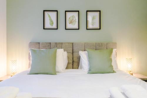 Hoole House | Experience Lightfoot House: 4-Star Retreat for Families & Pets