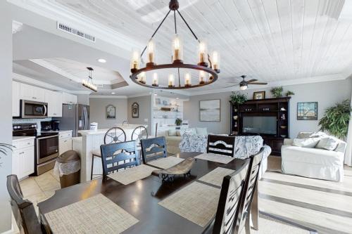 Orange Beach Apartment | Oceanfront Retreat at Phoenix On The Bay 2208 by Meyer Rentals