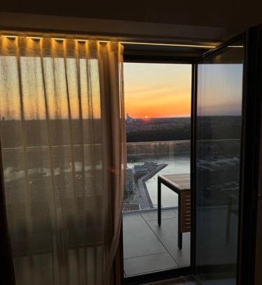Aarhus C Apartment | Unwind at Lighthouse på Ø with Ocean Views & Spa Access