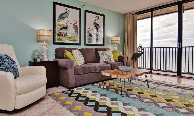 Sand Key Hotel | Relaxing Oceanfront Escape at Lighthouse Towers 1003