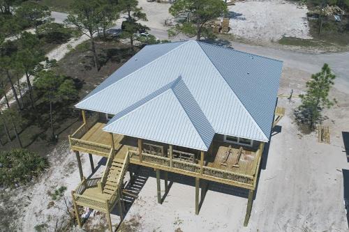 Audubon Place House | Pet-Friendly Lighthouse View with Family Amenities Await