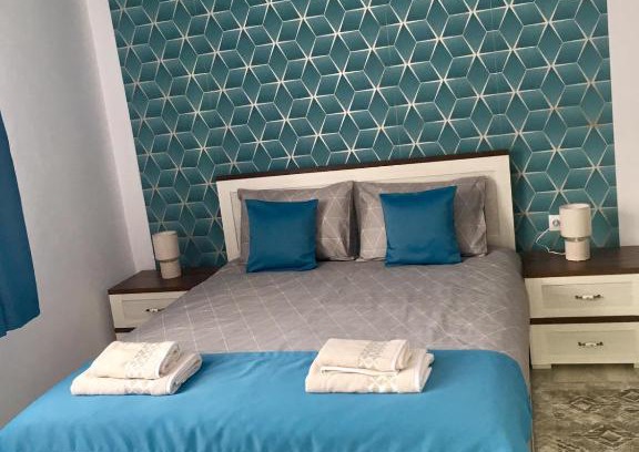 Sighisoara House | Premier Oceanfront Lightning Vacation House with Great Ratings