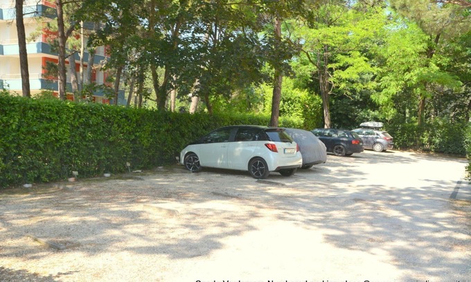 Lignano Riviera Apartment | Inviting Oceanfront Studio Apartment in Lignano A