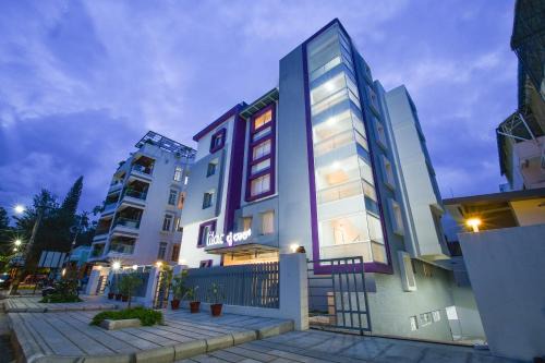 Jayanagar Hotel | Family-Friendly Lilac Hotel in 5th Block with Great Reviews