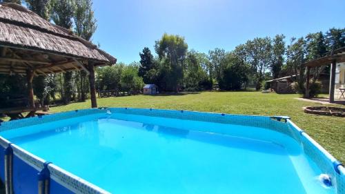 Exaltacion de la Cruz House | Discover Liland: Pet-Friendly Hotel with Pool Access