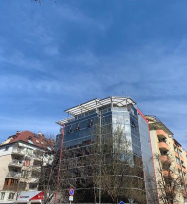 g.k. Strelbishte Apartment | Discover Lilia 2: Self-Check-In with Free Parking & More