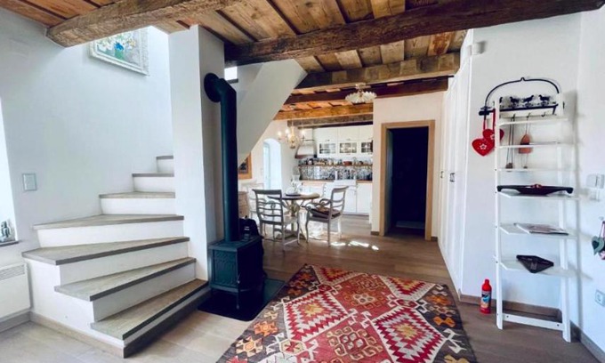 Alsóörs House | Top-Rated Lilianne Vendégház Lovas with Family Amenities
