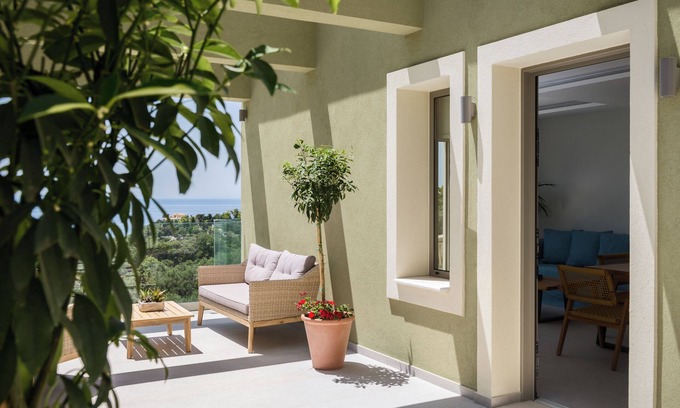 Lakones House | Family-Friendly Lilium: Ocean View with Private Pool & Spa