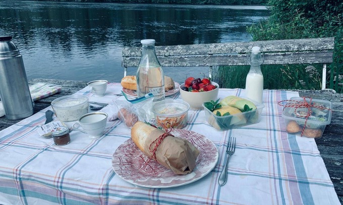 Avesta House | Relaxing Liljekonvalj Cottage with River Views & Sauna