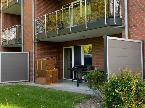 Wremen Apartment | Pet-Friendly Oceanfront Retreat at Lilli-Marleen